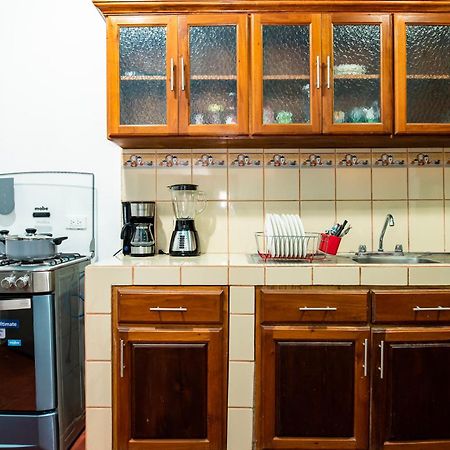 Hostal Victoria Granada Eksteriør bilde
