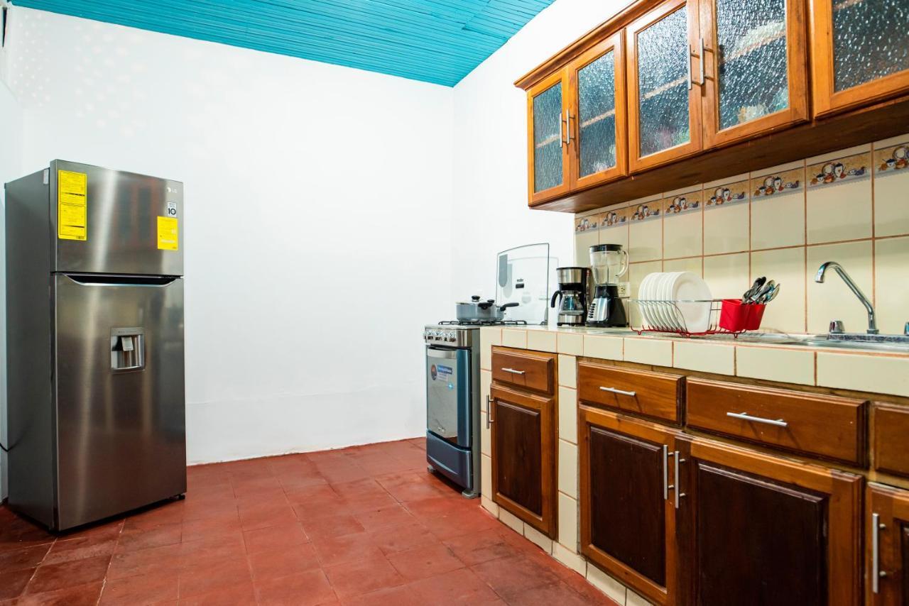 Hostal Victoria Granada Eksteriør bilde