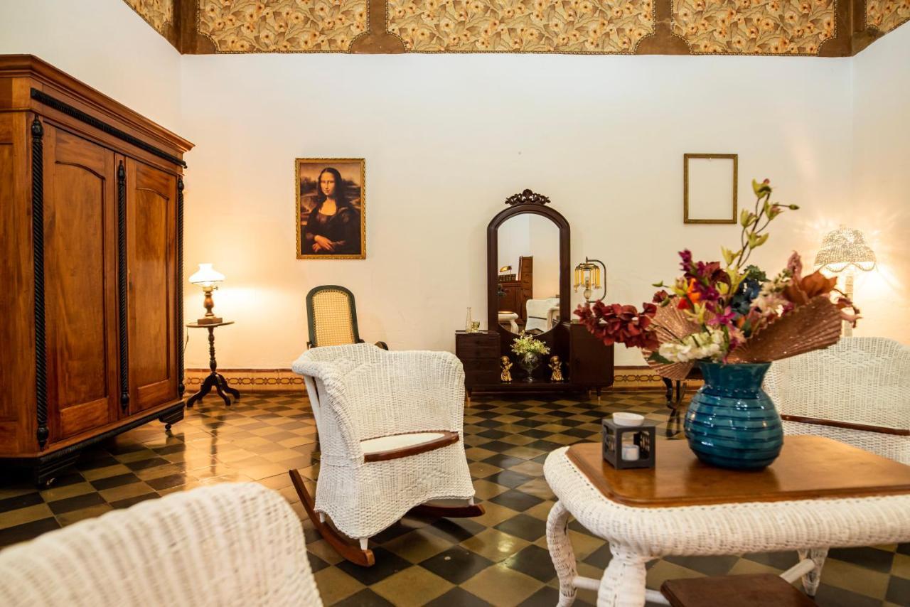 Hostal Victoria Granada Eksteriør bilde