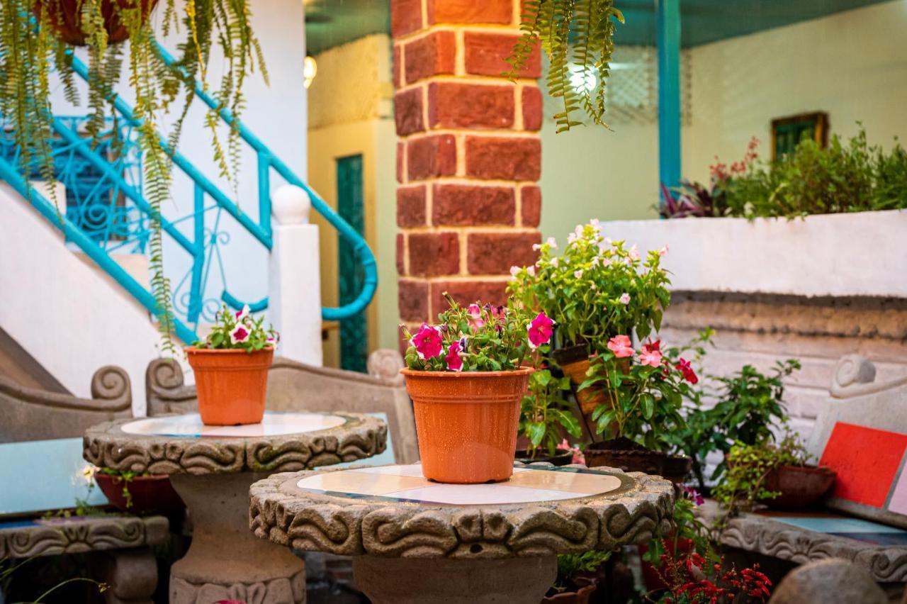 Hostal Victoria Granada Eksteriør bilde