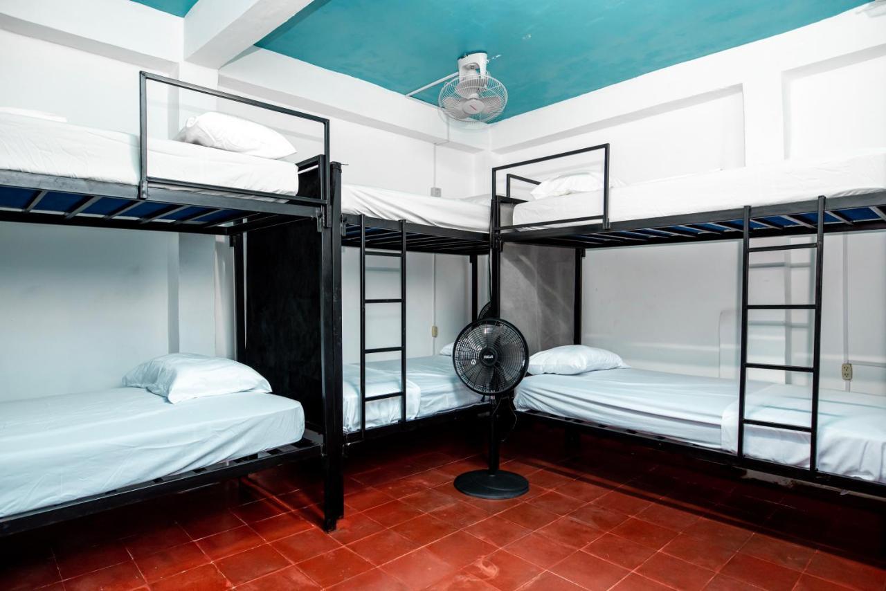 Hostal Victoria Granada Eksteriør bilde