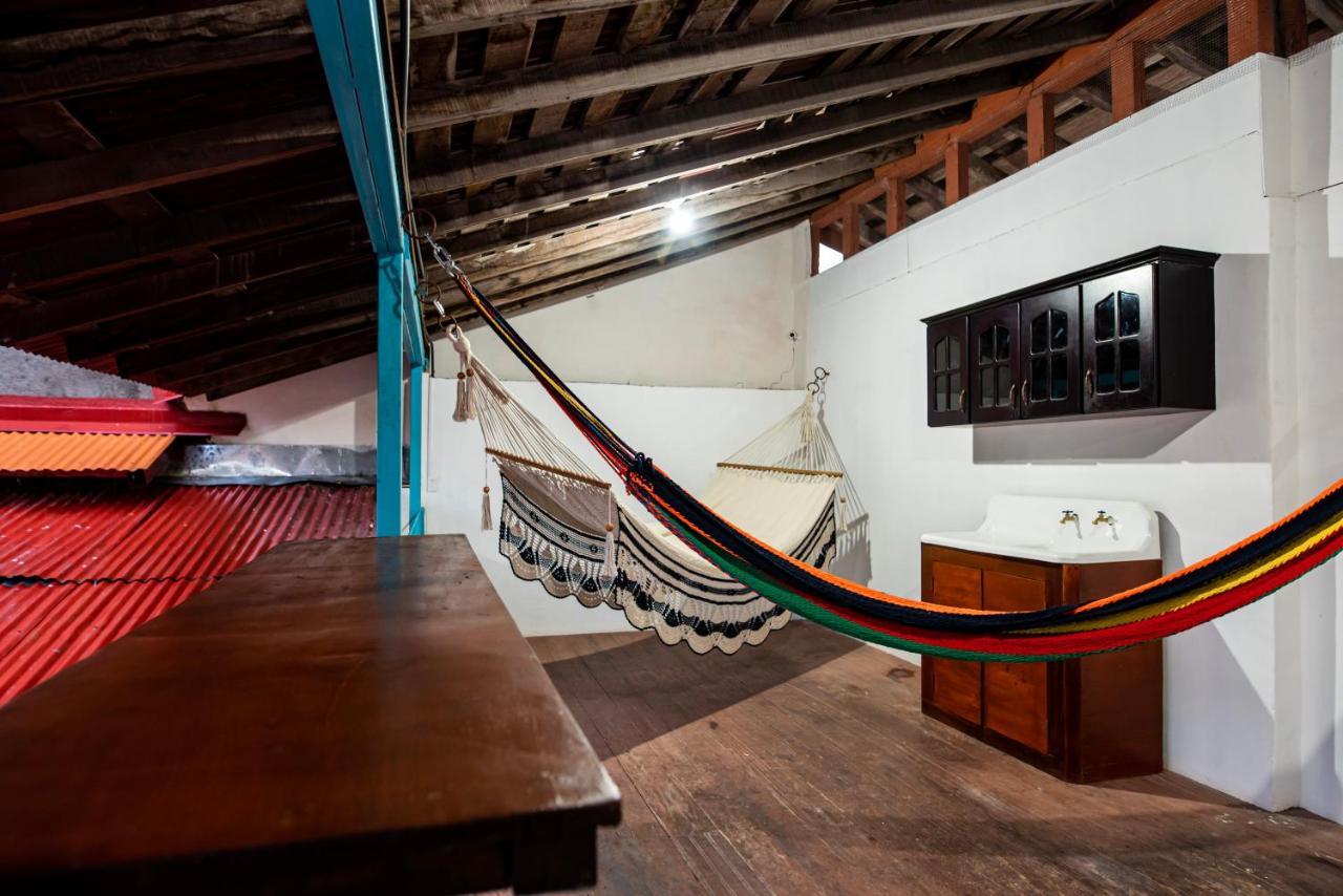 Hostal Victoria Granada Eksteriør bilde