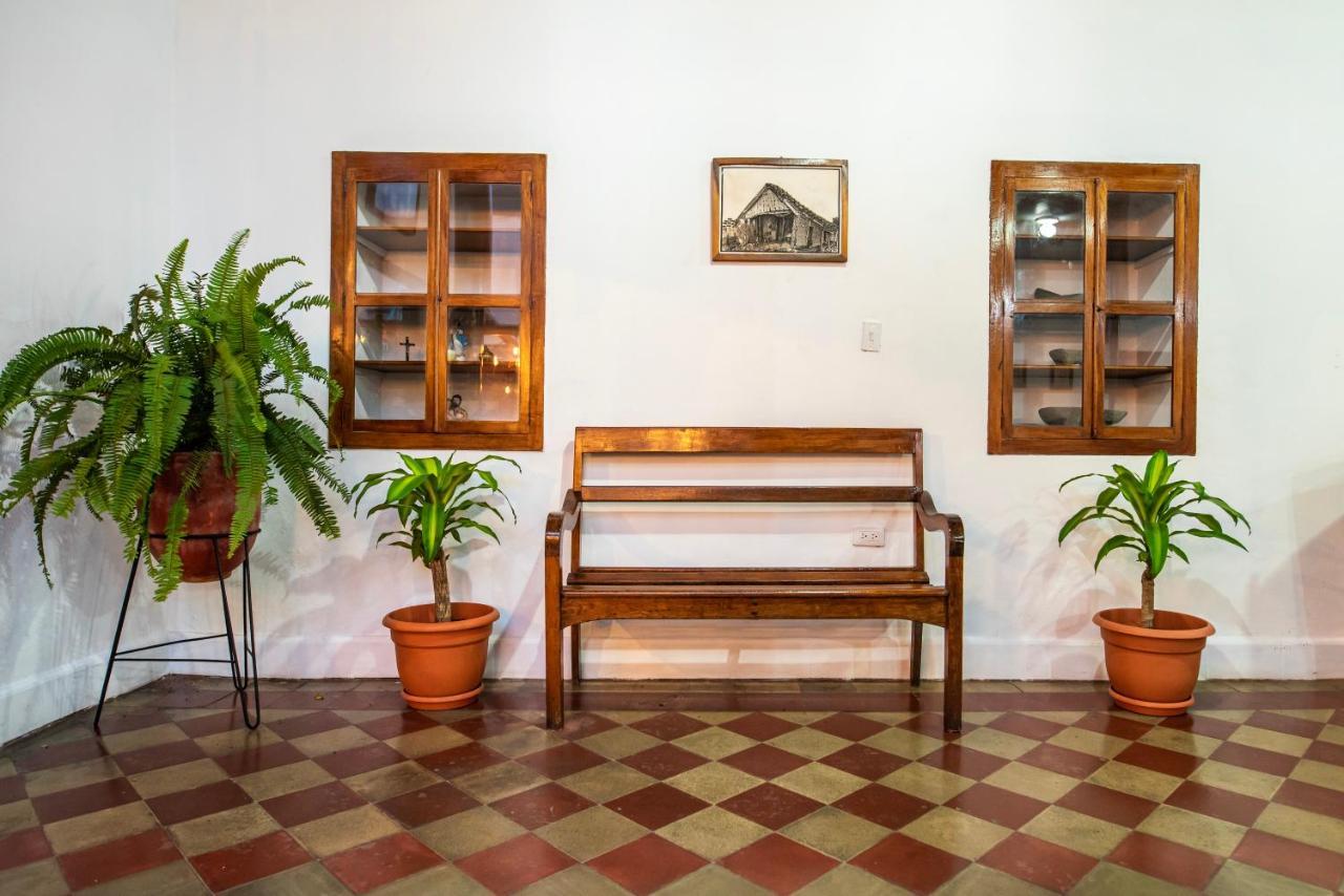 Hostal Victoria Granada Eksteriør bilde