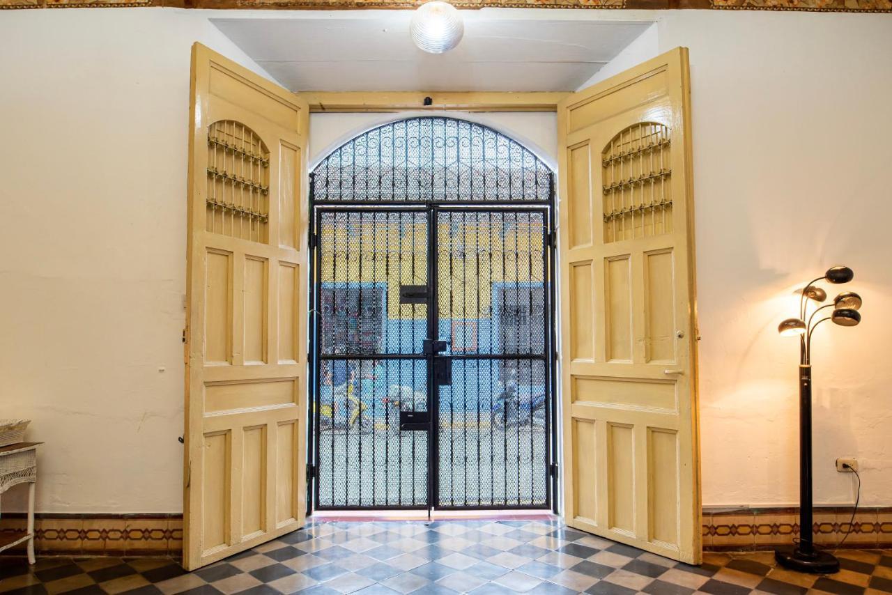 Hostal Victoria Granada Eksteriør bilde