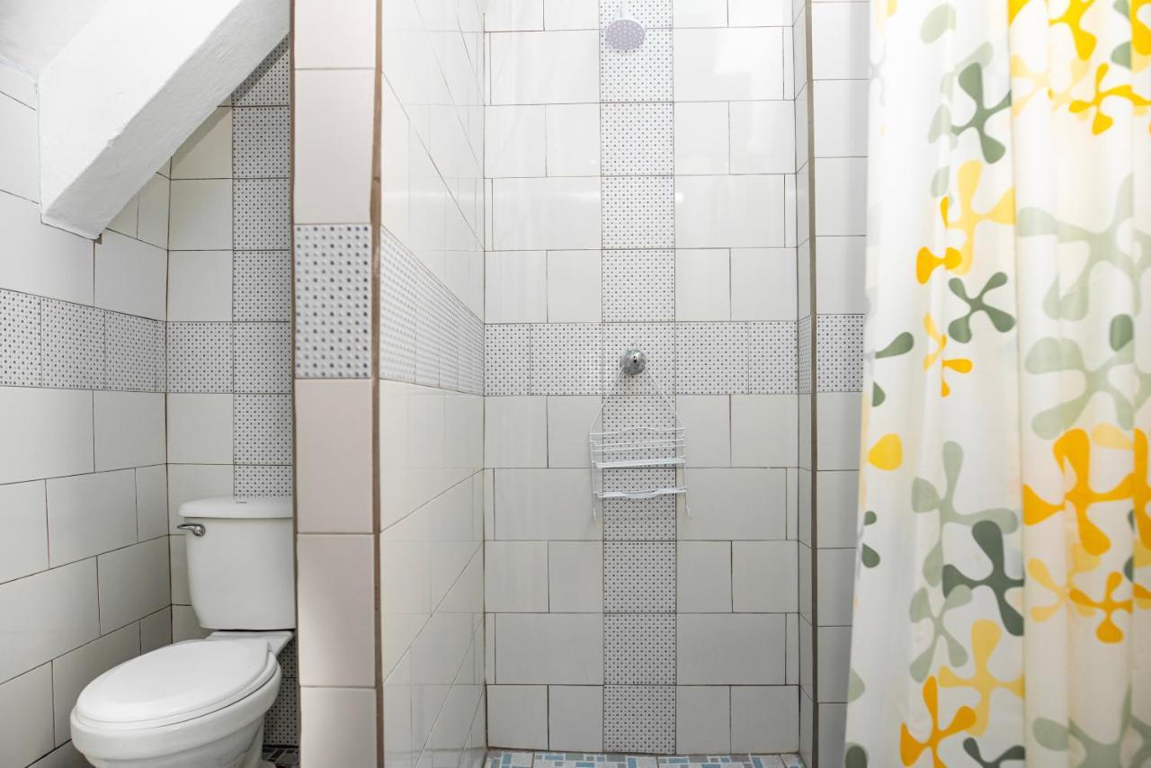 Hostal Victoria Granada Eksteriør bilde