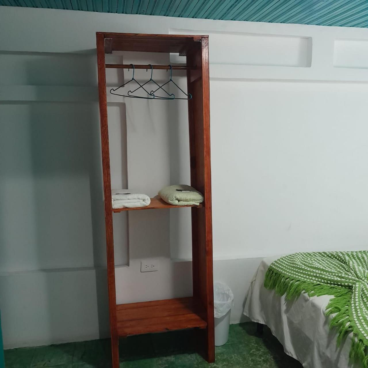 Hostal Victoria Granada Eksteriør bilde