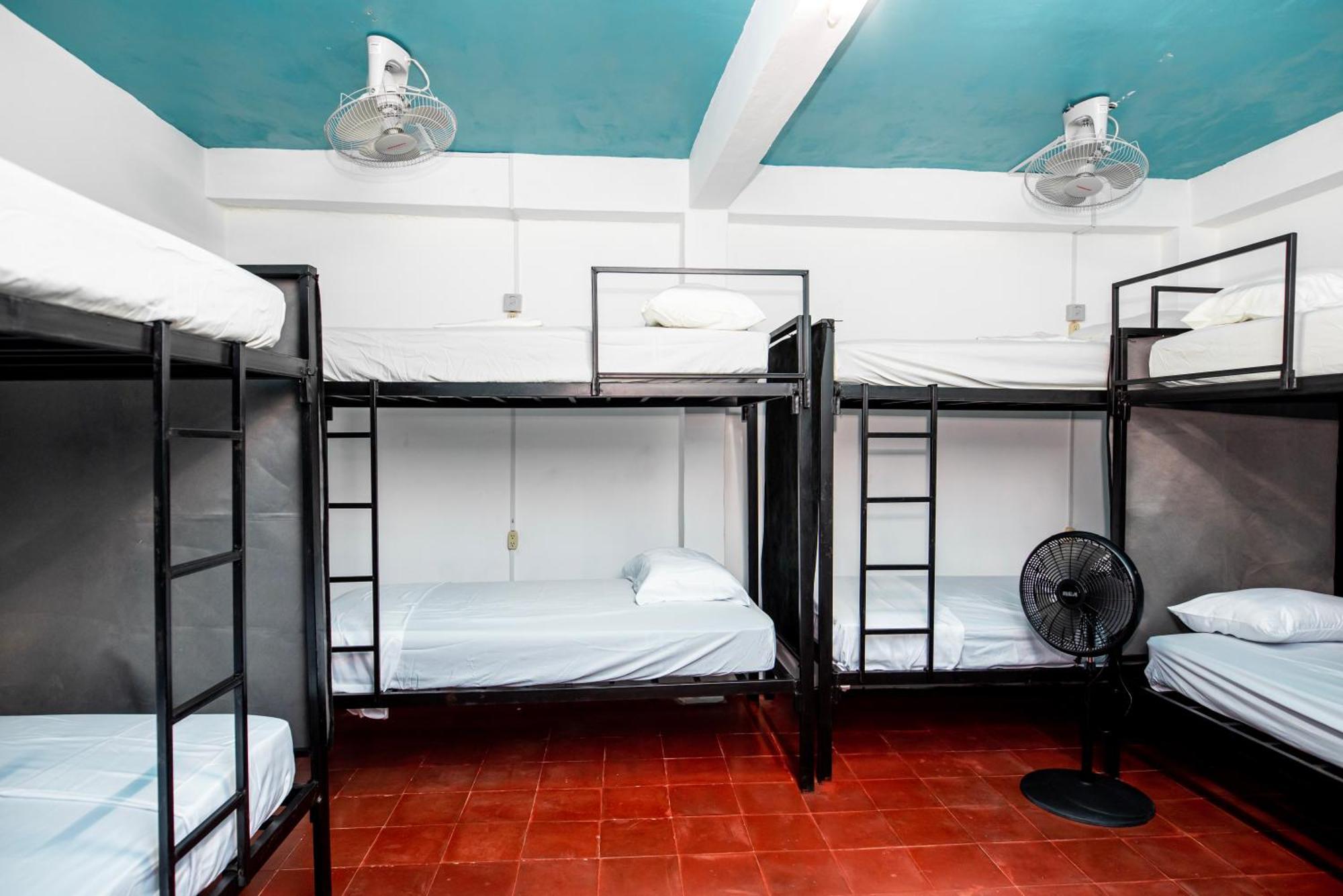 Hostal Victoria Granada Eksteriør bilde