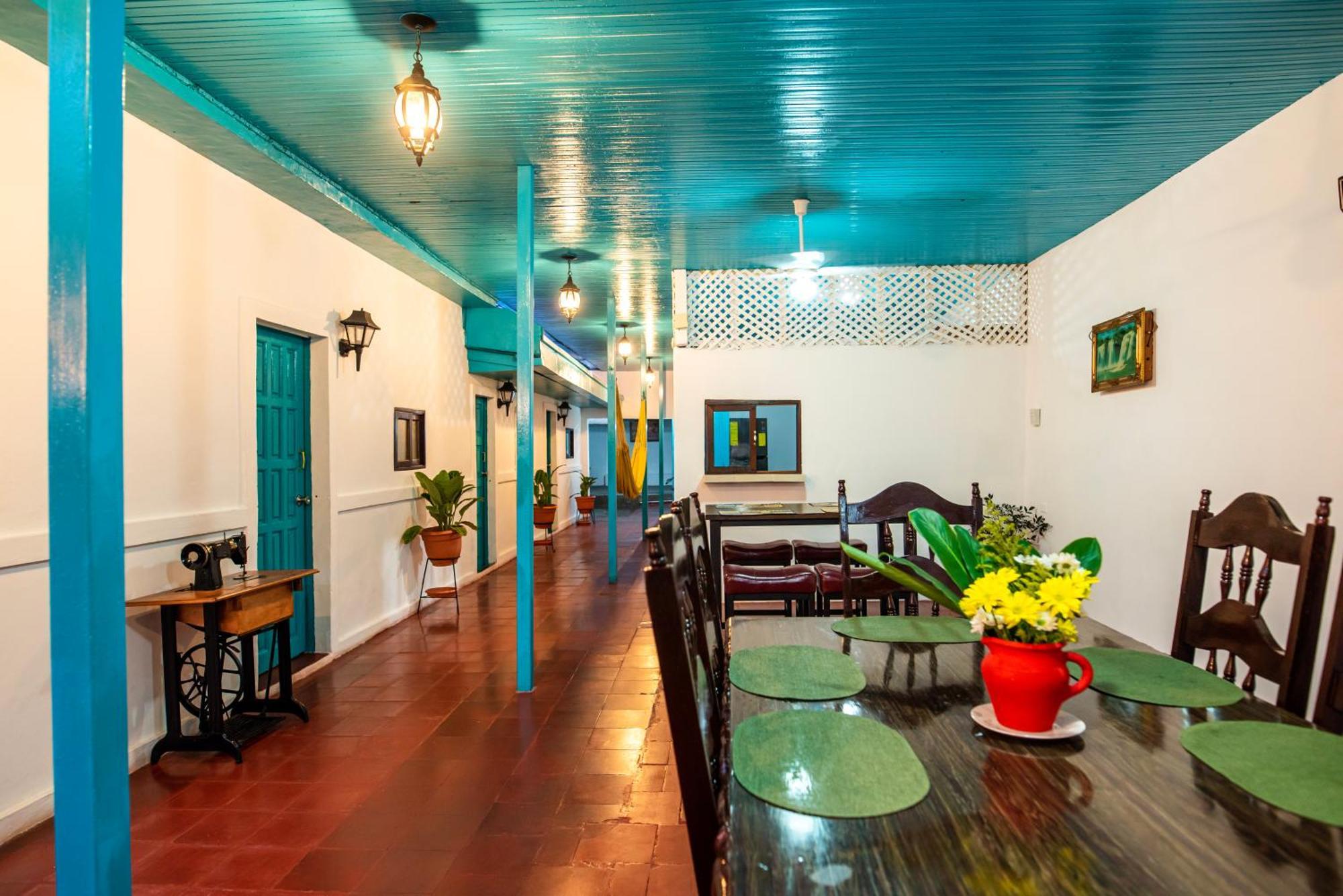 Hostal Victoria Granada Eksteriør bilde